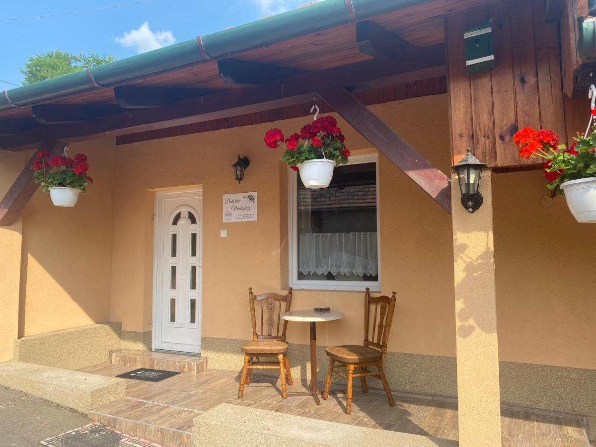 Batorka Vendeghaz Apartment Tallya ภายนอก รูปภาพ